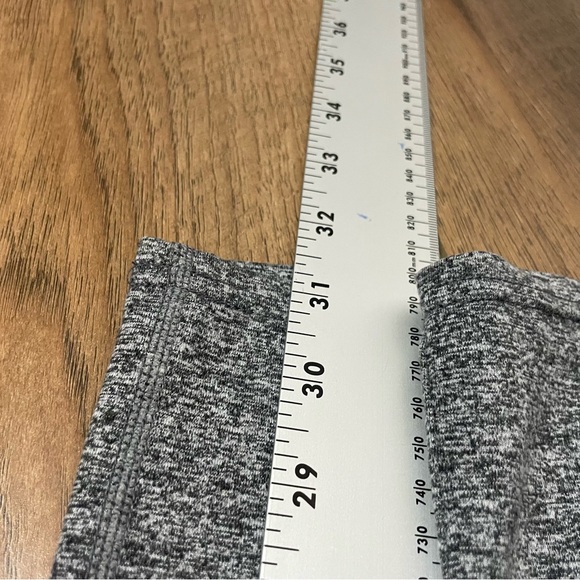 Vuori Gray Wide Leg Pants - Picture 10 of 11